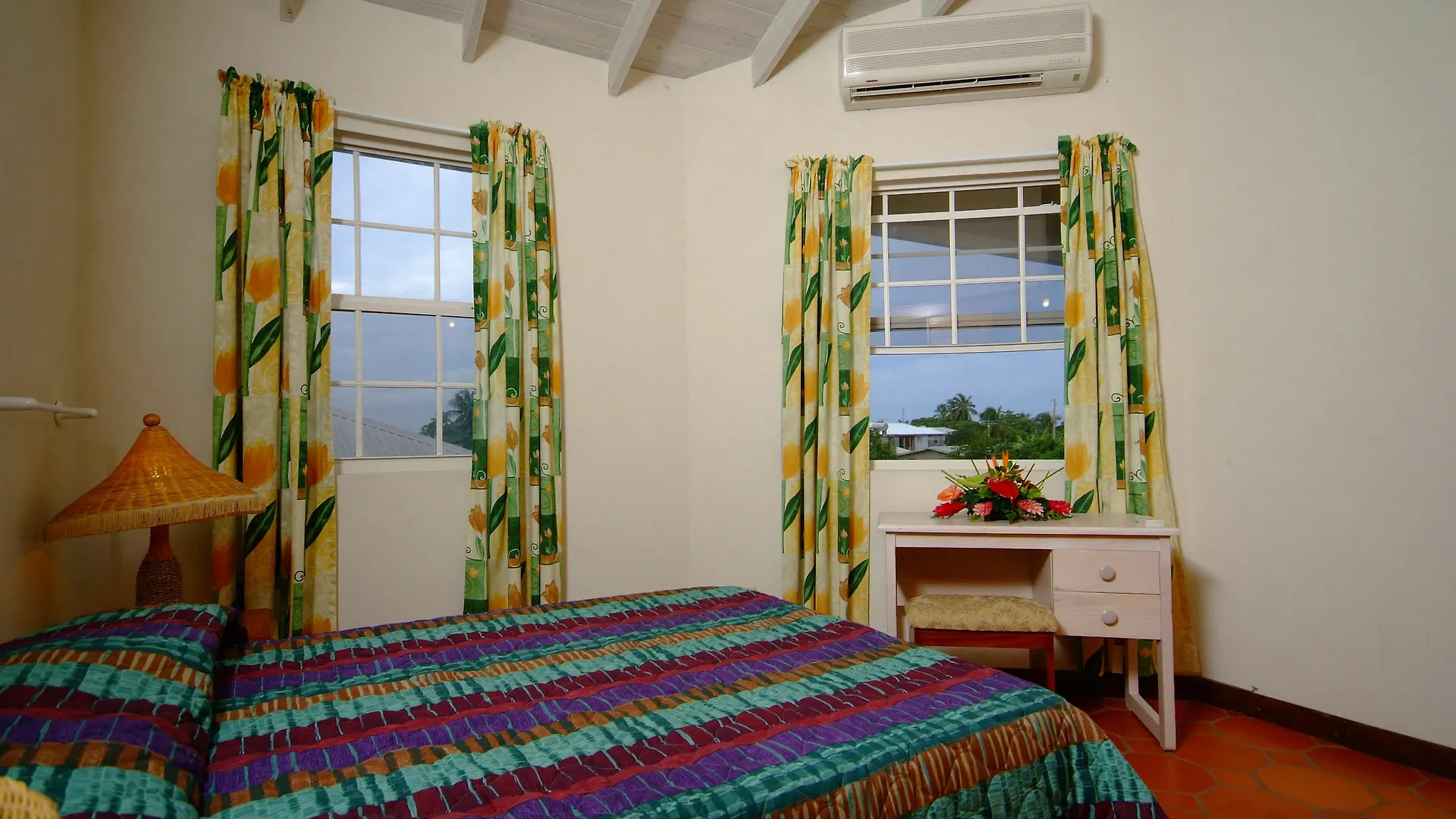 Aparthotel Best E Villas Prospect St James Saint James